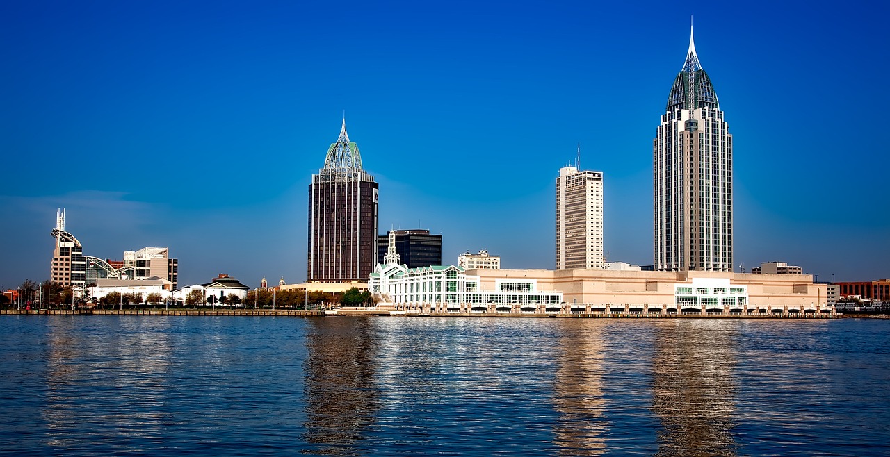A view of Mobile, a great city to get an Alabama bank statement loan, from the water.